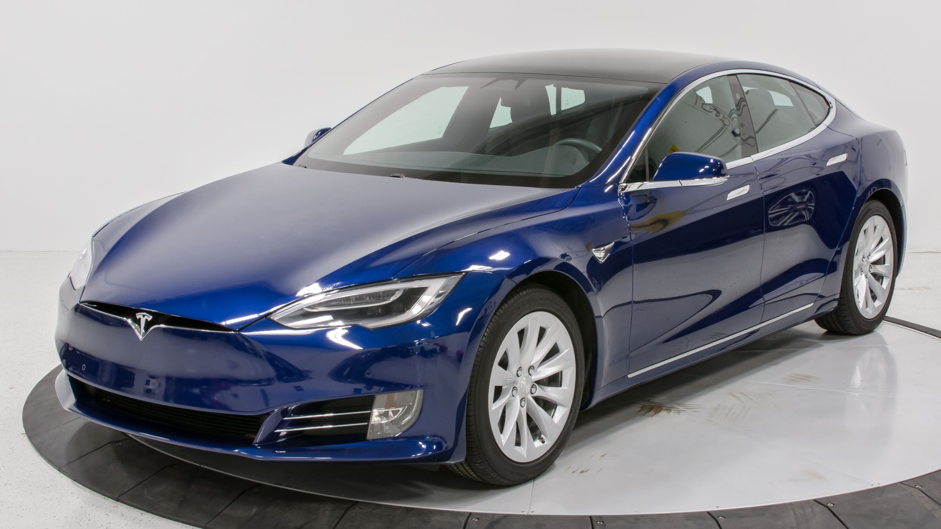 Tesla model s 75d