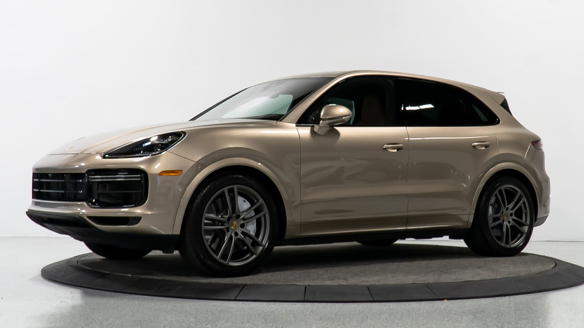 Porsche cayenne turbo 2019 discount sport design package for sale