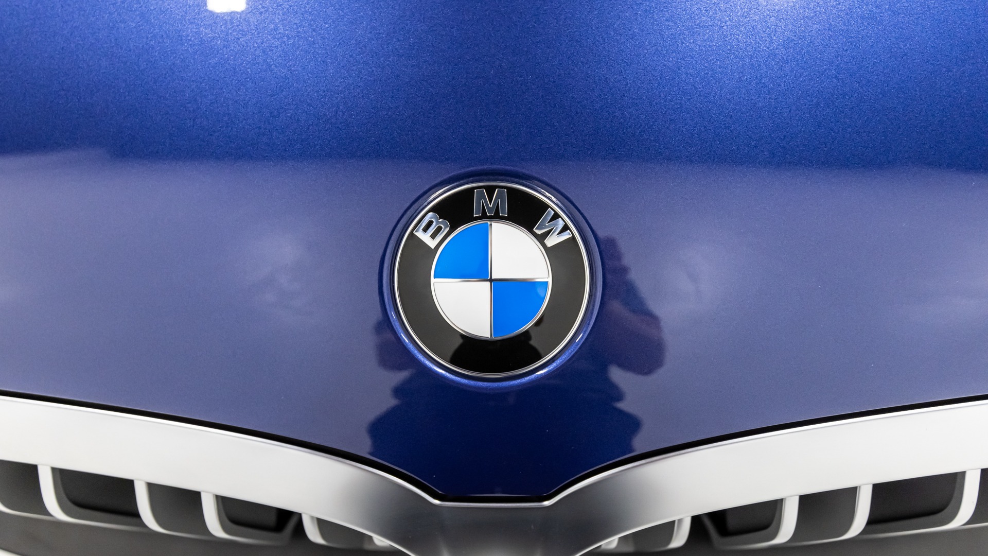 2024,bmw Car Logo 50th Anniversary New Front Logo / 5 Series 3